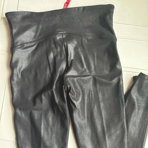 SPANX High-Waisted Faux Leather Leggings Black Size M - Picture 5 of 5